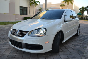 2008 Volkswagen R32 AWD 