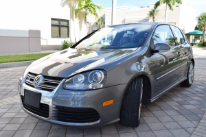 2008 Volkswagen R32 AWD 