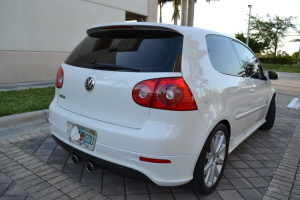 2008 Volkswagen R32 AWD 