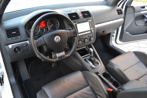 2008 Volkswagen R32 AWD 