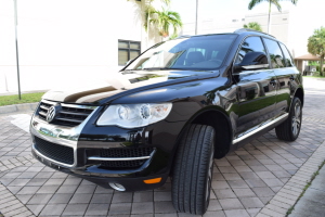 2008 Volkswagen Touareg AWD 