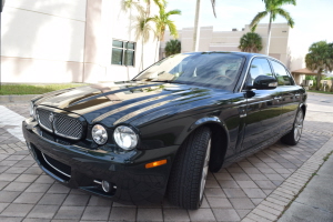 2009 Jaguar XJ8 