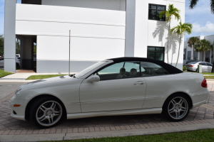 2009 Mercedes CLK550 