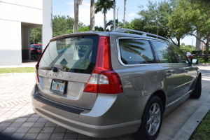2009 Volvo V70 