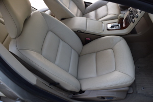 2009 Volvo V70 