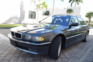 2001 BMW 740iL 