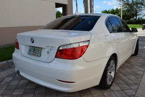 2010 BMW 528i 