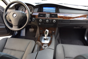 2010 BMW 528i 