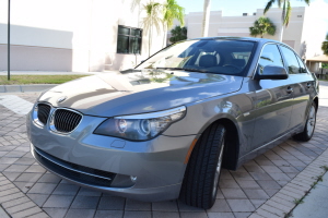 2010 BMW 528xi AWD 