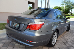 2010 BMW 528xi AWD 