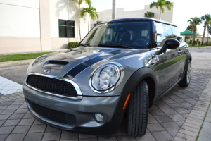 2010 Mini  Cooper S 