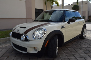 2010 Mini  Cooper S 