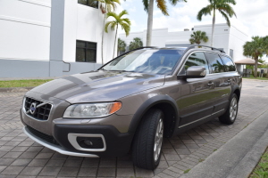 2010 Volvo XC70 AWD 