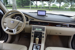 2010 Volvo XC70 AWD 