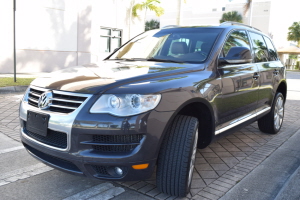 2010 Volkswagen Touareg TDI 