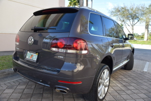 2010 Volkswagen Touareg TDI 