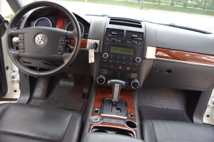 2010 Volkswagen Touareg TDI 