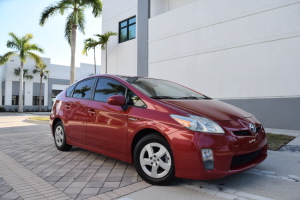 To change image, hover mouse over thumbnails below