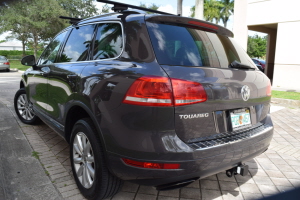 2011 Volkswagen Touareg AWD 