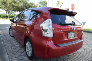 2012 Toyota Prius V Hybrid 