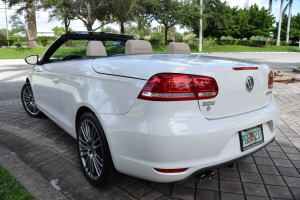 2012 Volkswagen EOS 