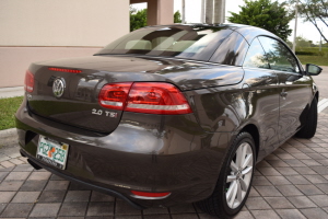 2012 Volkswagen EOS 