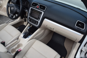 2012 Volkswagen EOS 