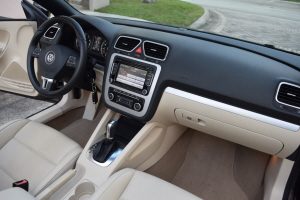 2012 Volkswagen EOS 