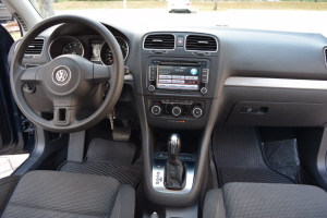 2012 Volkswagen Golf 