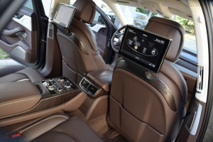 2013 Audi S8  