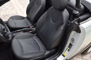 2013 MINI Roadster 