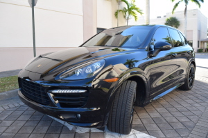 2013 Porsche Cayenne GTS 