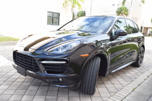 2013 Porsche Cayenne GTS 