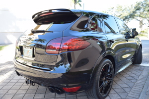 2013 Porsche Cayenne GTS 