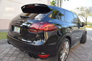 2013 Porsche Cayenne GTS 