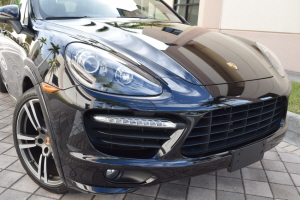 2013 Porsche Cayenne GTS 