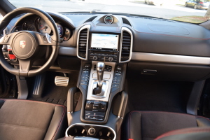 2013 Porsche Cayenne GTS 