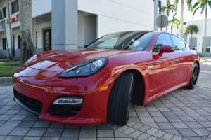 2013 Porsche Panamera GTS 