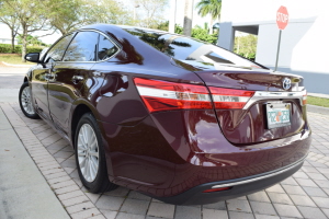 2013 Toyota Avalon Hybrid 