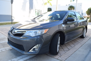 2013 Toyota Camry Hybrid 
