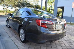 2013 Toyota Camry Hybrid 