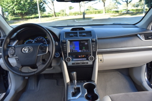2013 Toyota Camry Hybrid 