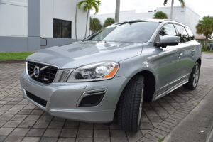 2013 Volvo XC60 R-LINE AWD 