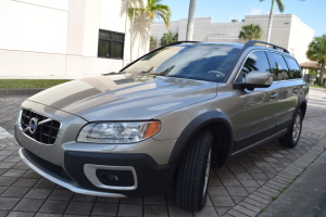 2013 Volvo XC70 