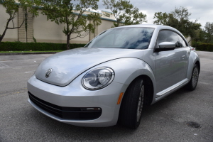 2013 Volkswagen Beetle 