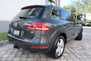 2013 Volkswagen Touareg TDI 
