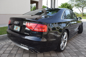 2014 Audi S8  