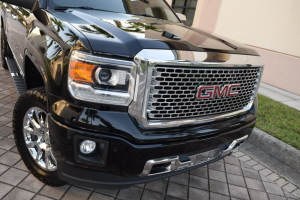 2014 GMC Sierra Denali 