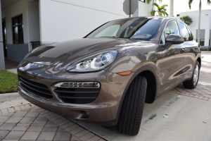 2014 Porsche Cayenne S 