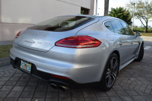 2014 Porsche Panamera 4S 